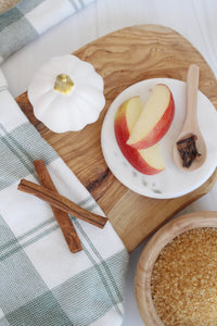 Pumpkin + Apple - 4oz candle